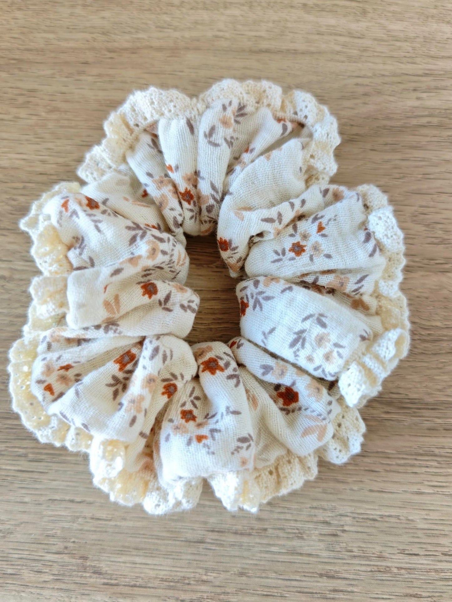 Scrunchie Flora